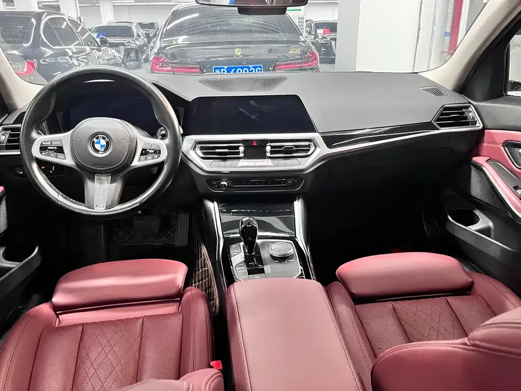 BMW 3 Series 2022 из CN, фото 7