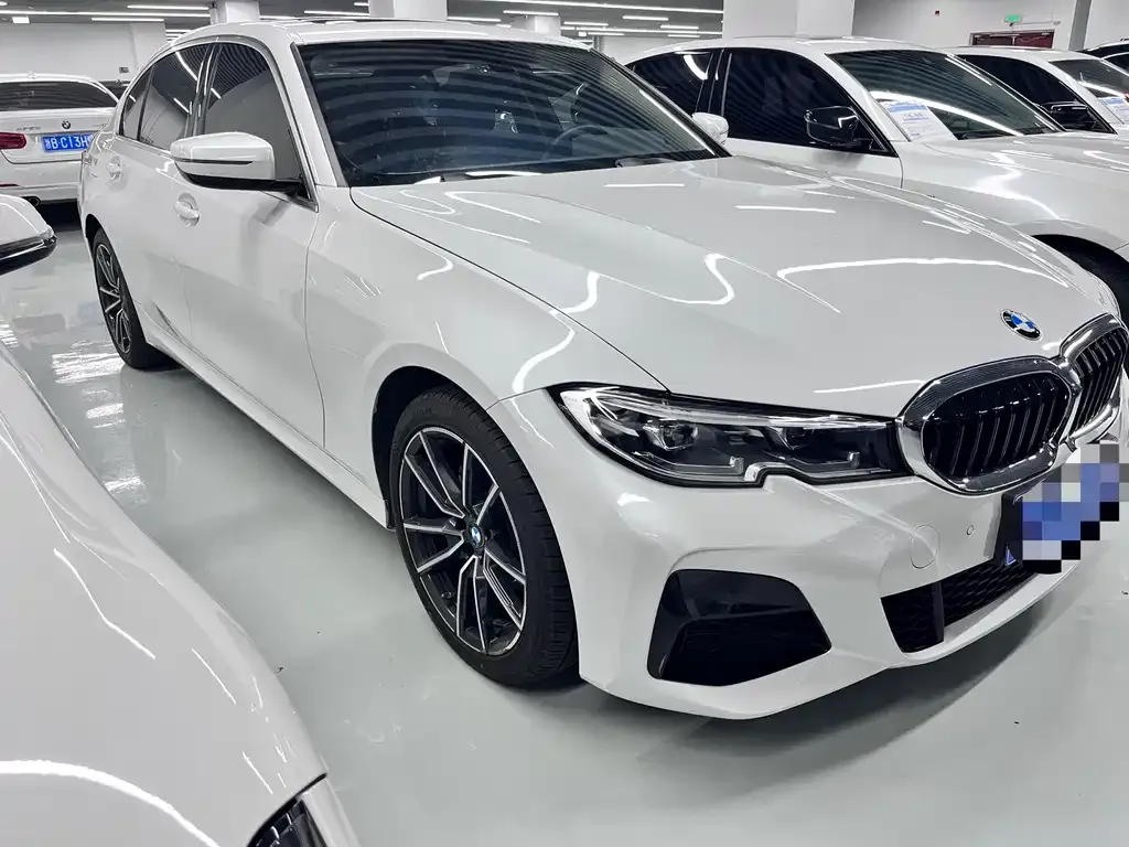 BMW 3 Series 2022 из CN, фото 4