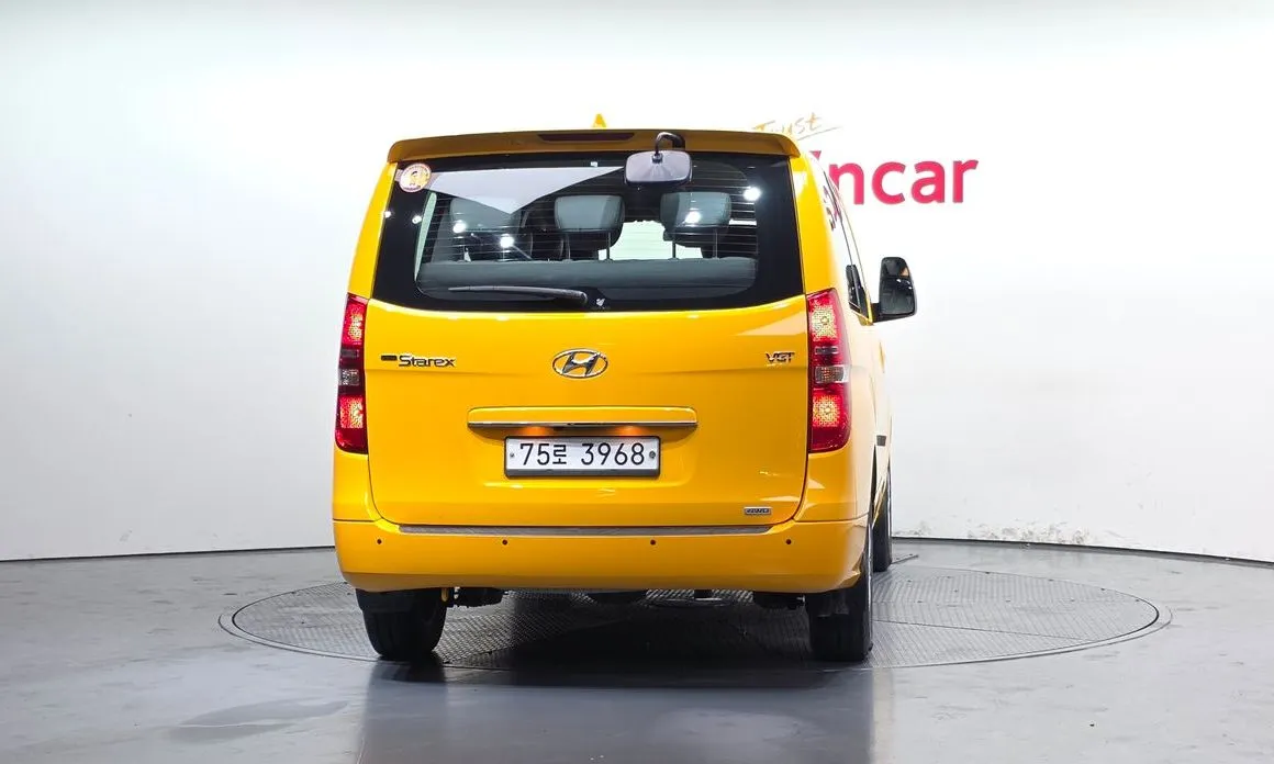 Hyundai Starex 2021 из KR, фото 3