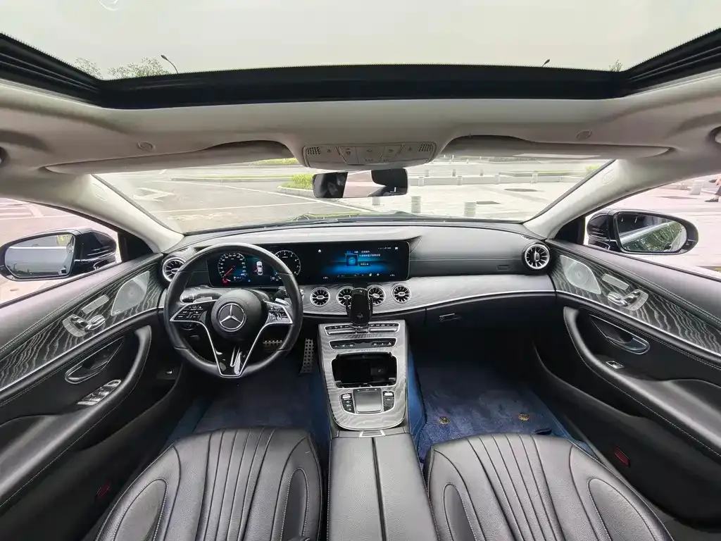 Mercedes-Benz CLS — фото 6