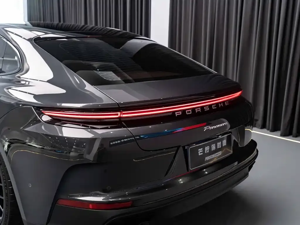 Porsche Panamera 2025 из CN, фото 7