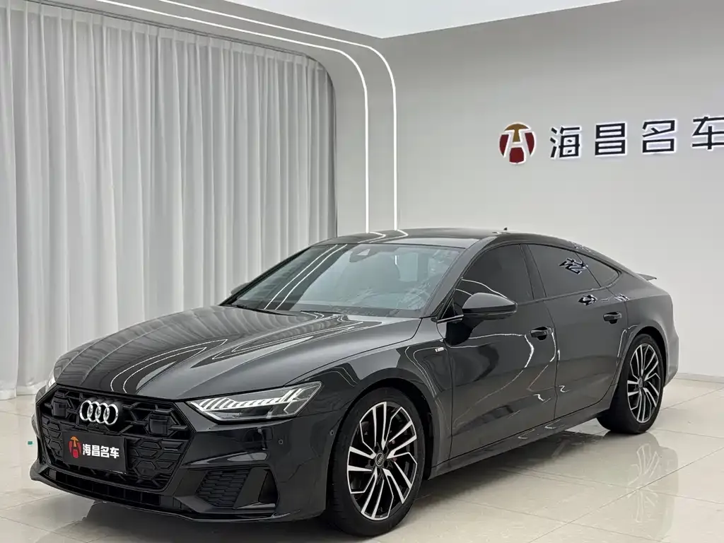 Audi A7 — фото 1