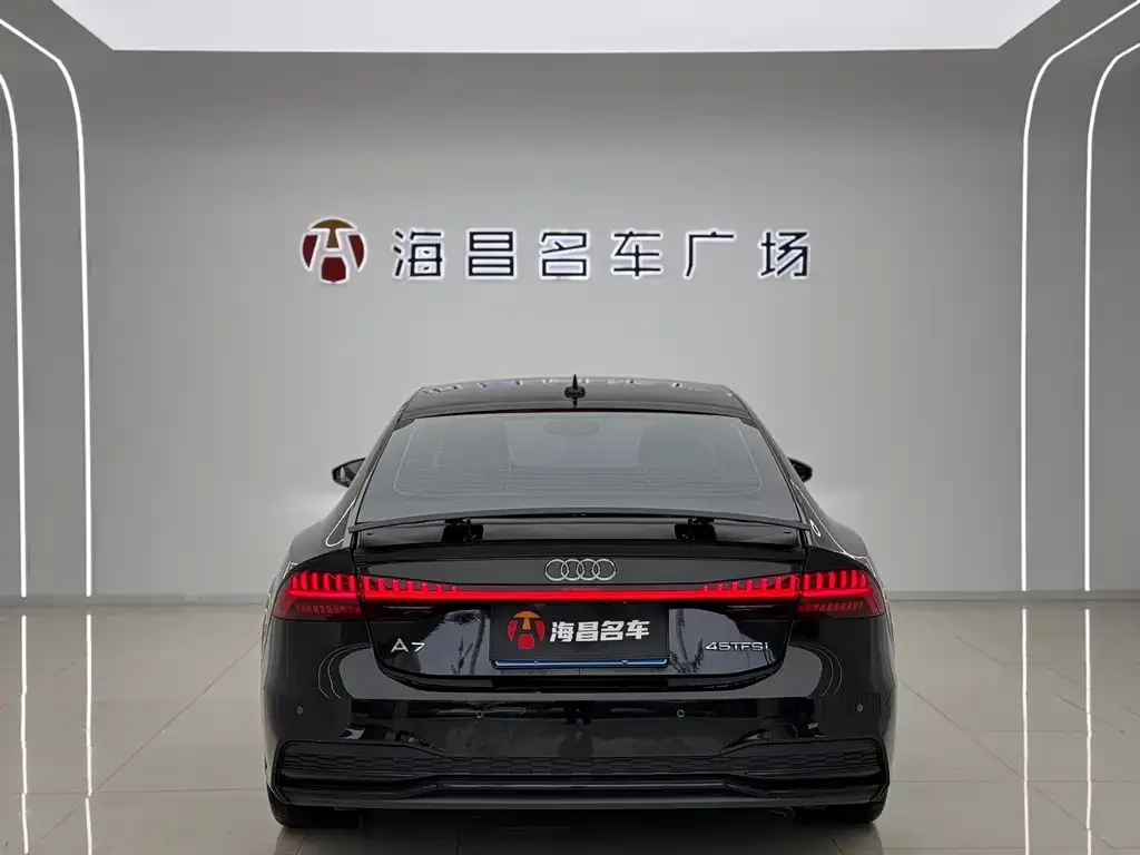 Audi A7 — фото 8