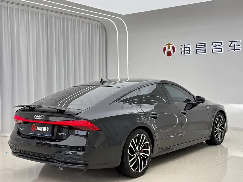 Audi A7 — фото 5