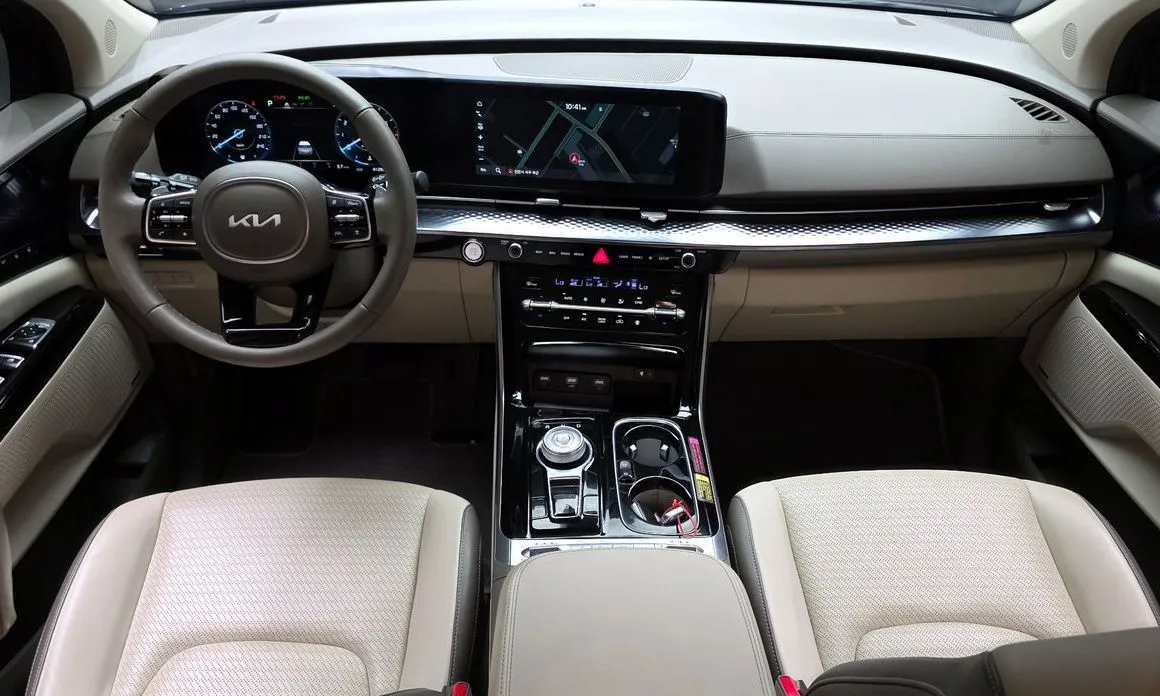 Kia Carnival 2023 из KR, фото 8