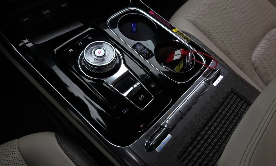 Kia Carnival 2023 из KR, фото 6