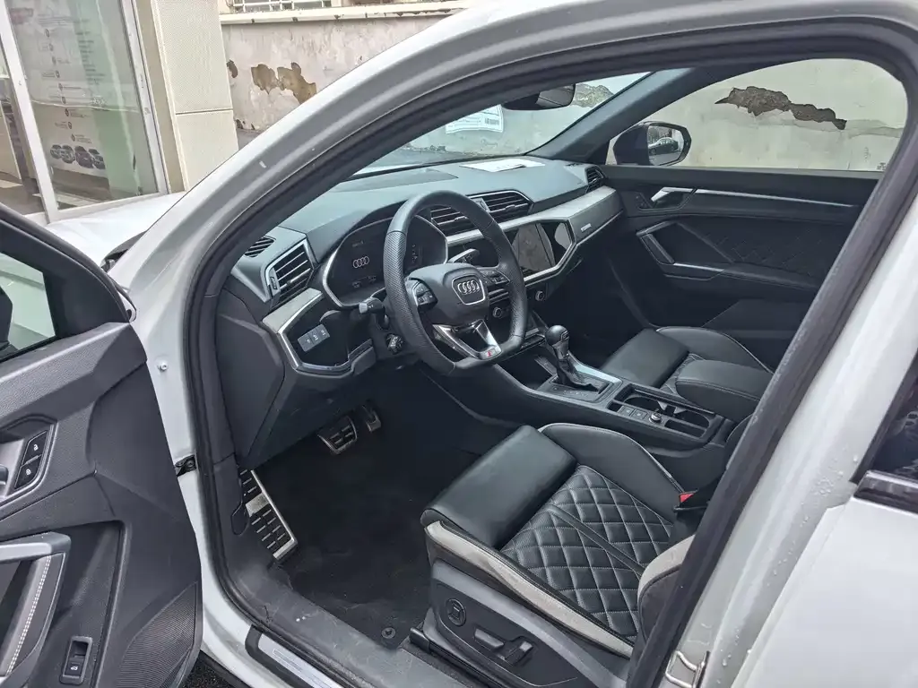 Audi Q3 Sportback — фото 4