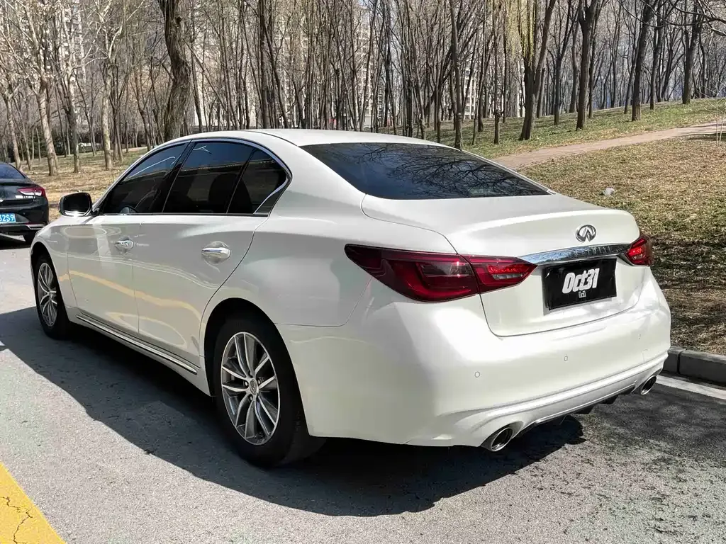 Infiniti Q50L 2021 из CN, фото 10