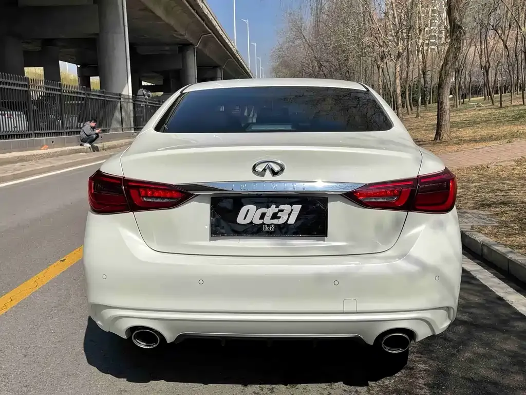 Infiniti Q50L 2021 из CN, фото 3