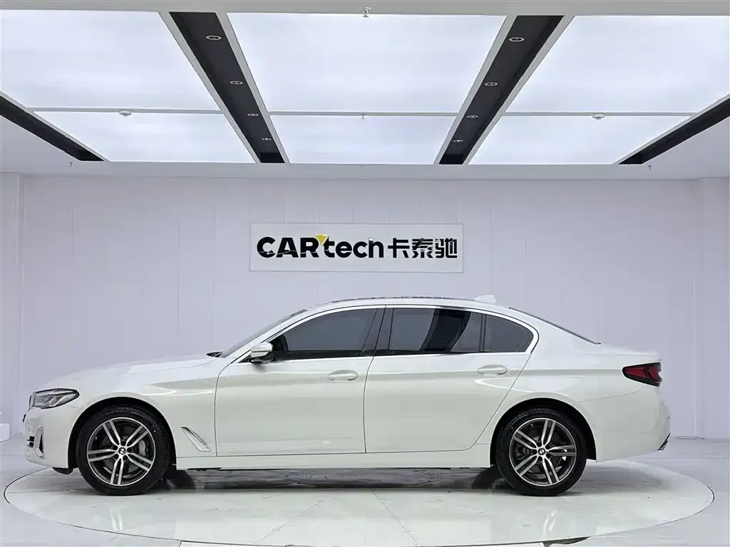 BMW 5 Series — фото 2