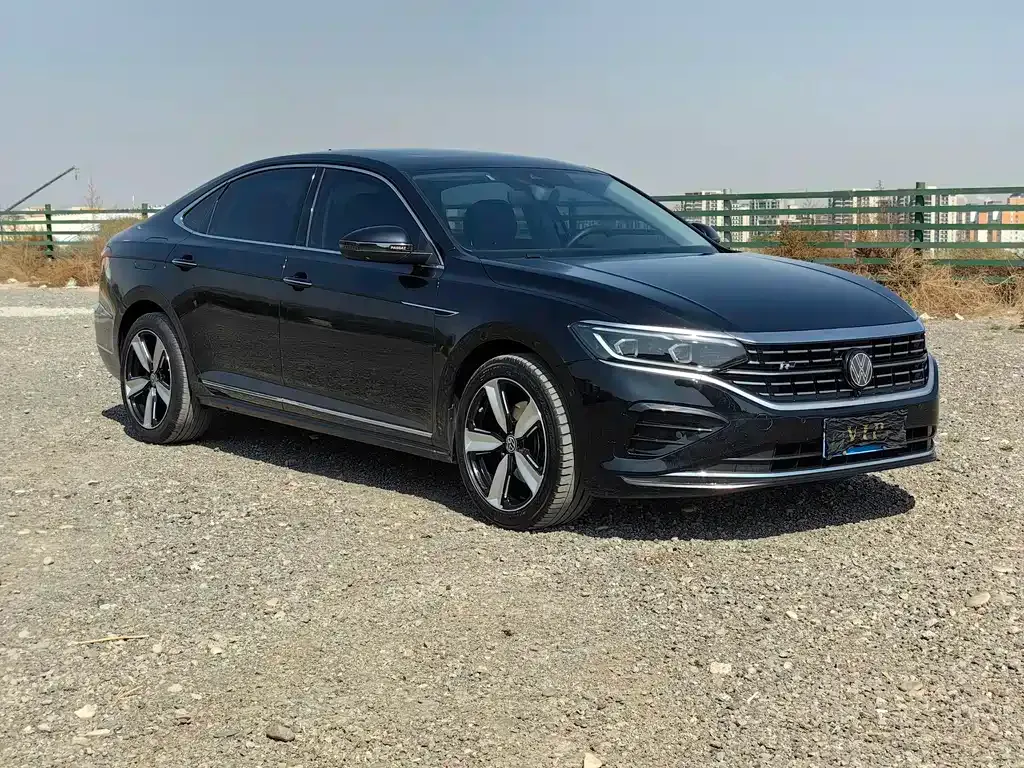 Volkswagen Passat — фото 4