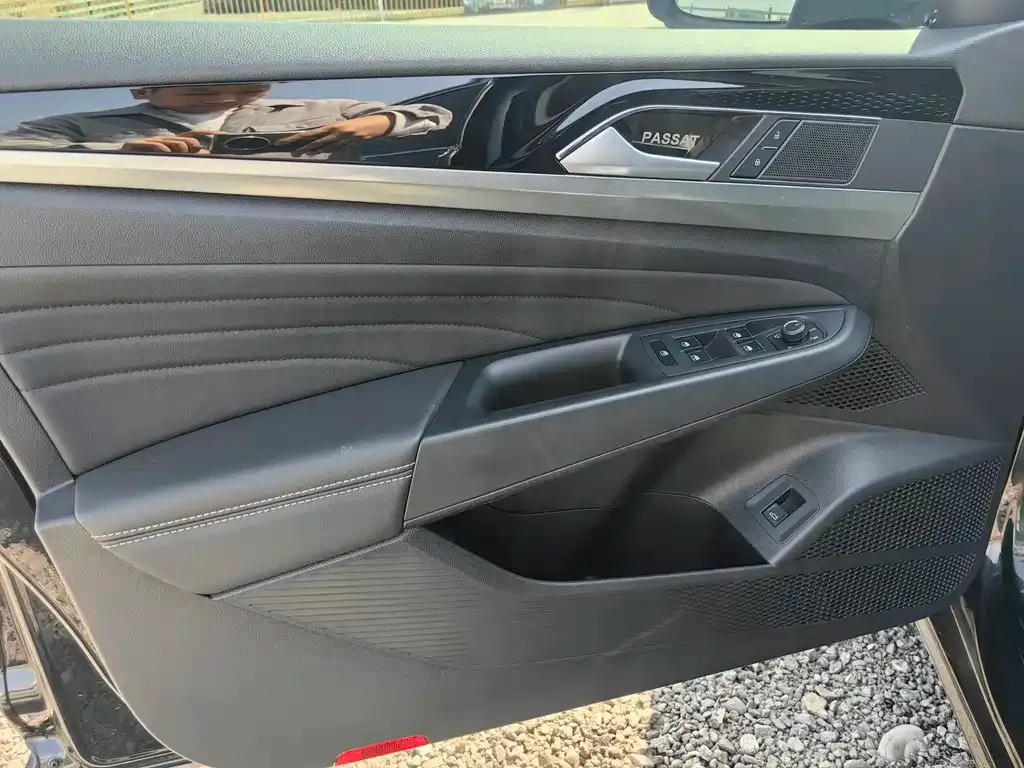 Volkswagen Passat — фото 5