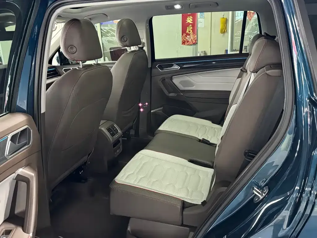 Volkswagen Tiguan L 2022 из CN, фото 7