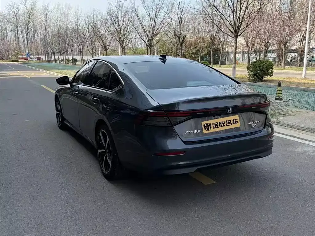 Honda Accord — фото 5
