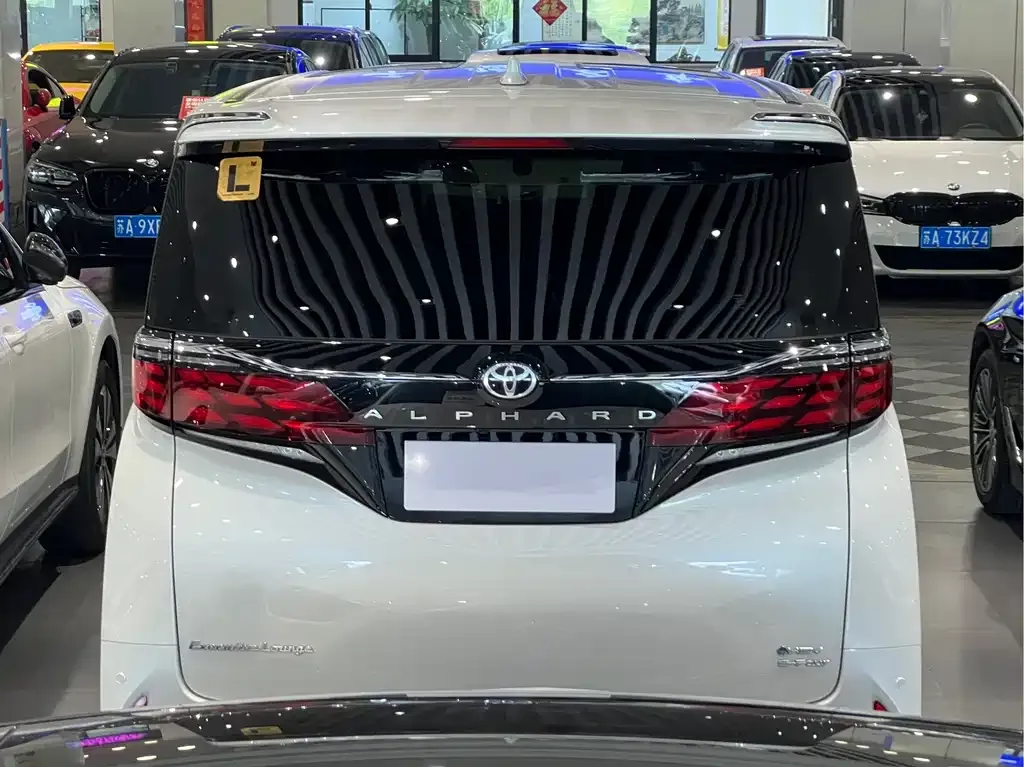 Toyota Alphard 2025 из CN, фото 10