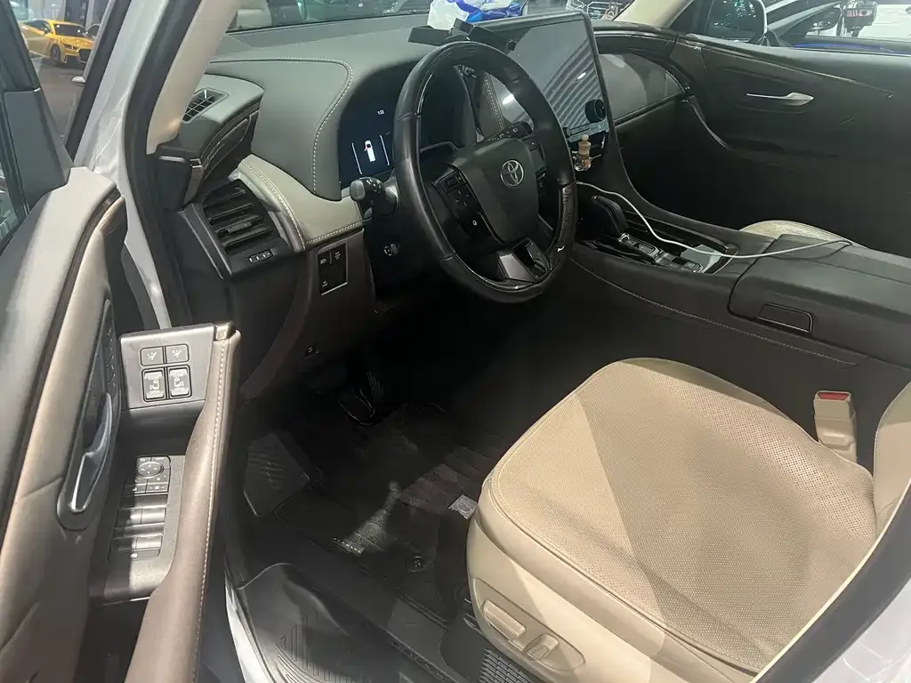 Toyota Alphard 2025 из CN, фото 9