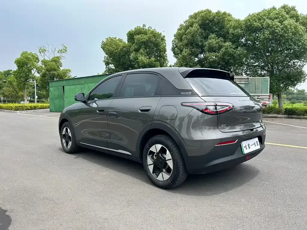 Geely Starburst — фото 10