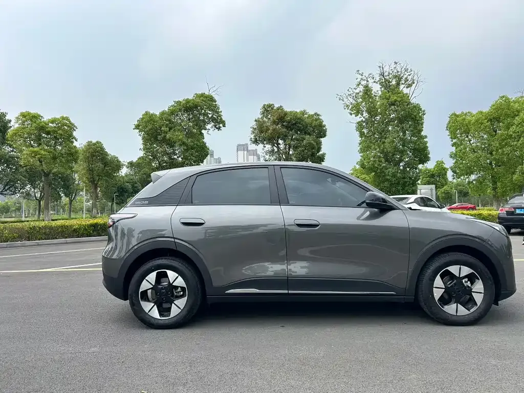 Geely Starburst — фото 3