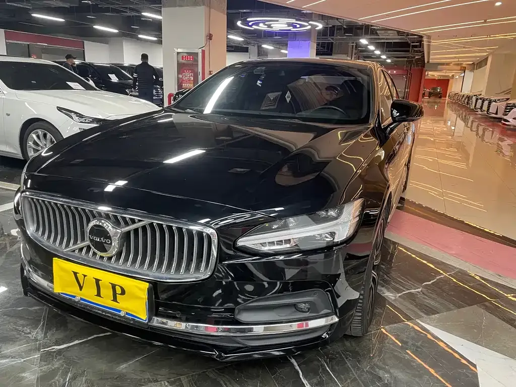 Volvo S90 2021 из CN, фото 1