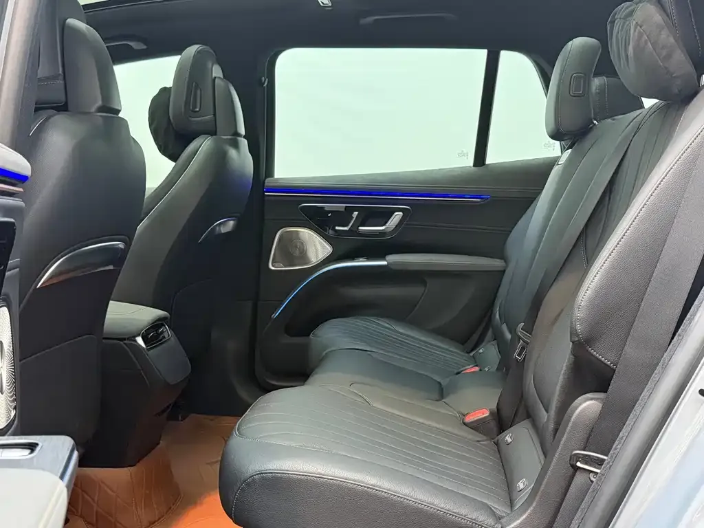 Mercedes-Benz EQS SUV 2023 из CN, фото 4