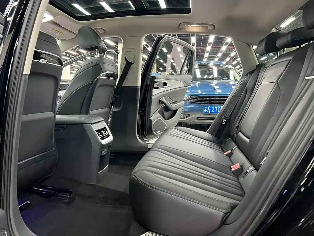 Hongqi H5 2023 из CN, фото 2