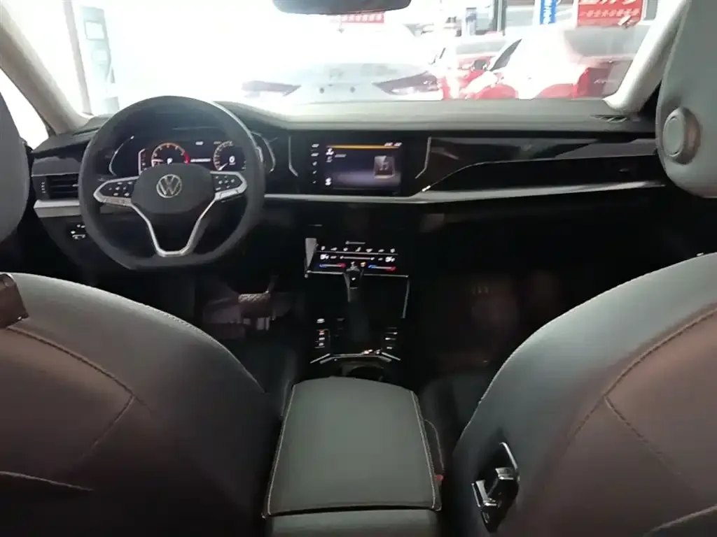 Volkswagen Passat — фото 6