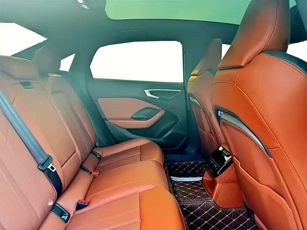 Audi A5L 2025 из CN, фото 4