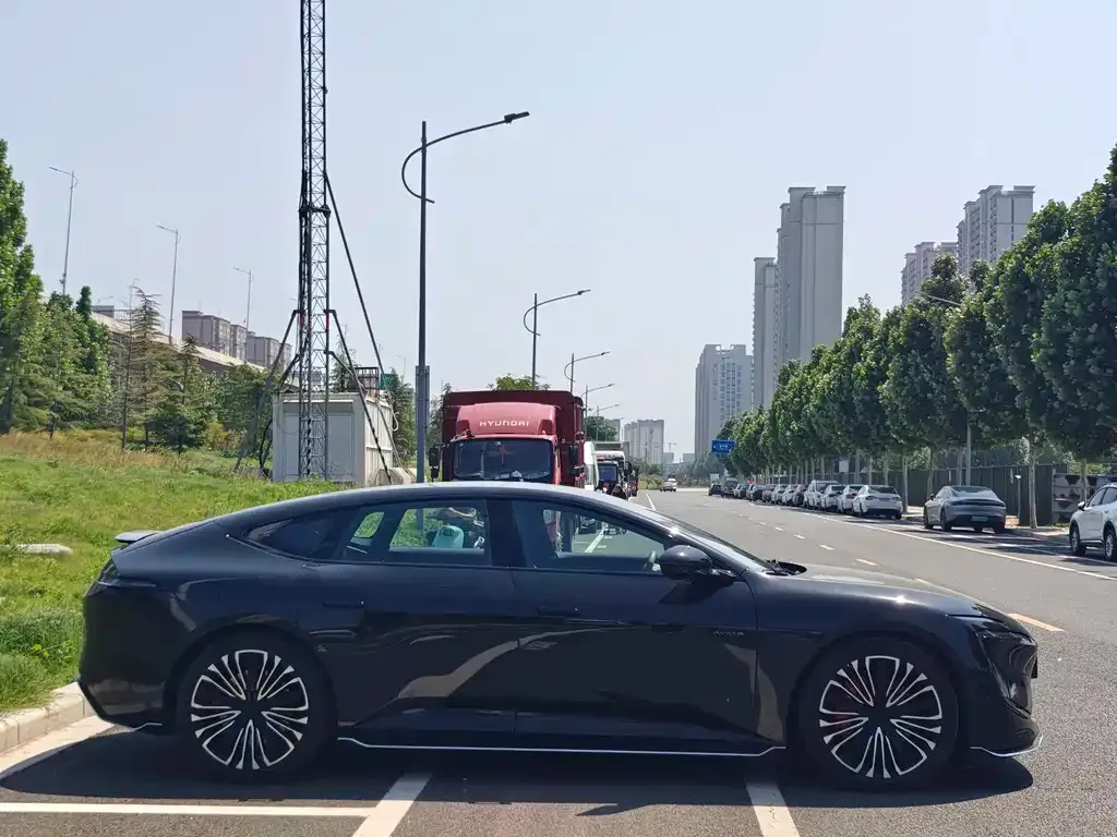 Avatr 12 — фото 3