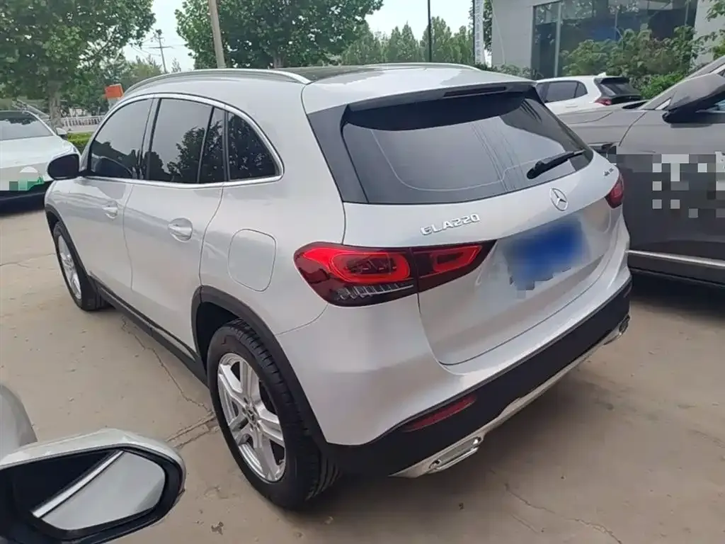 Mercedes-Benz GLA — фото 8