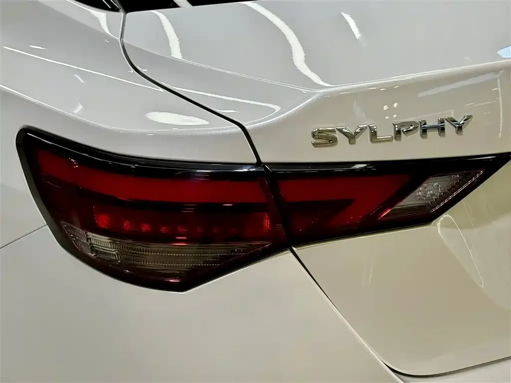 Nissan Sylphy — фото 3
