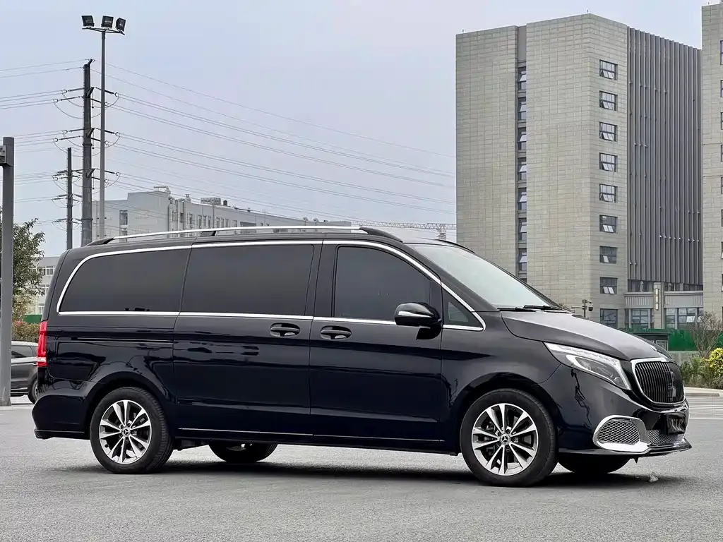 Mercedes-Benz V-Class 2021 из CN, фото 2