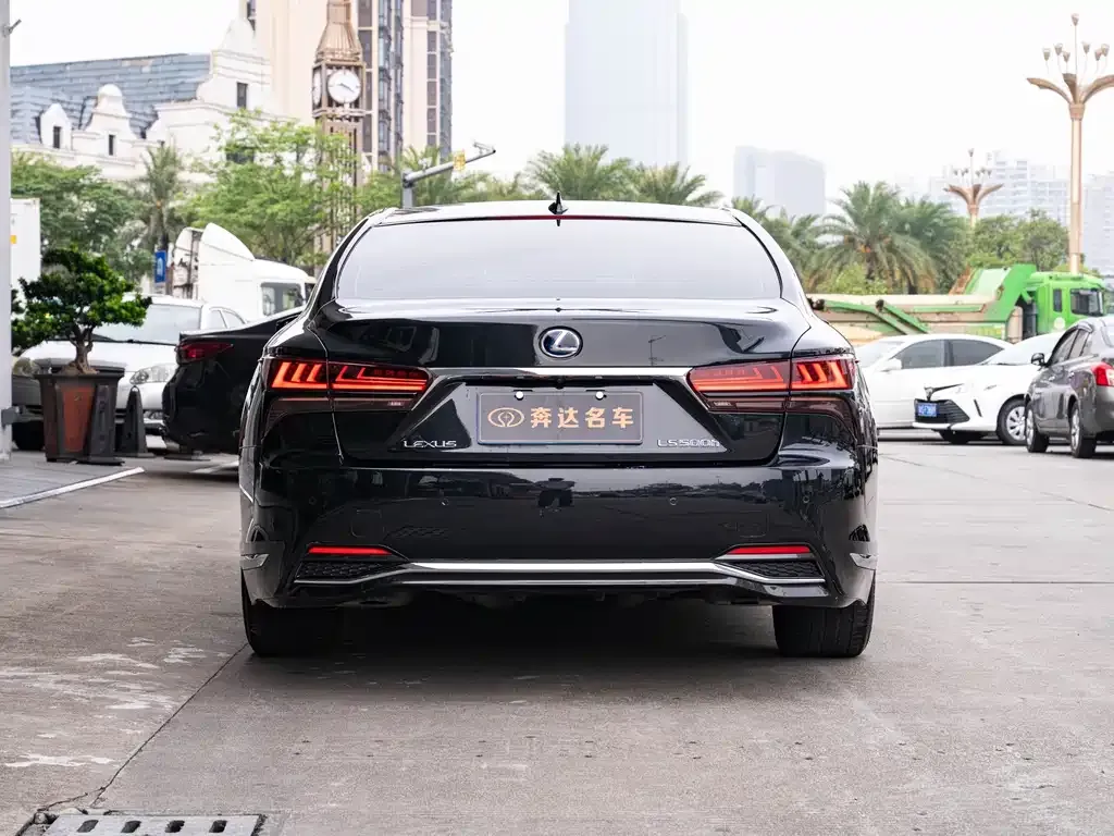 Lexus LS 2022 из CN, фото 6