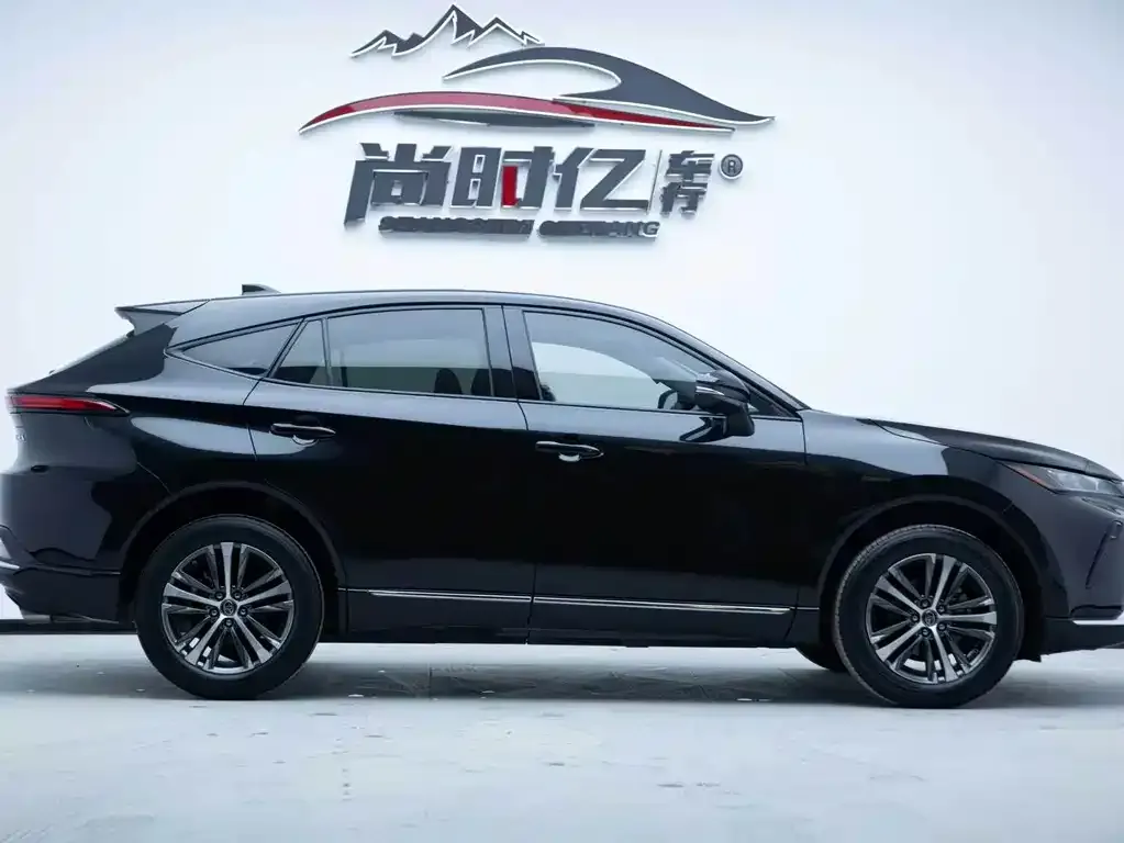 Toyota Venza 2023 из CN, фото 7