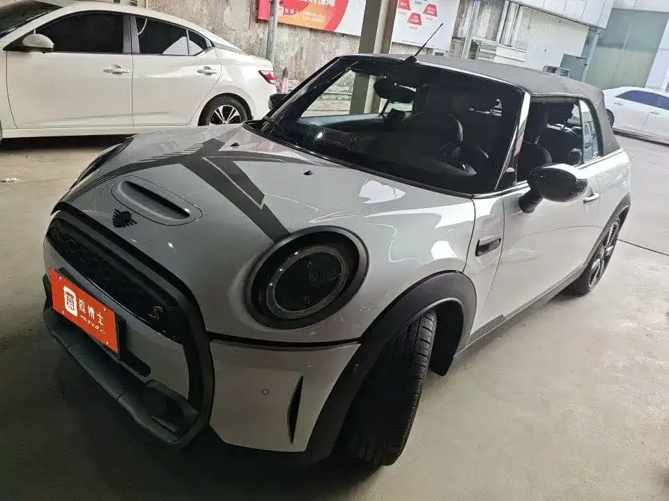 MINI Cooper (3-door) — фото 1