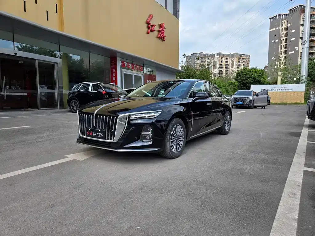 Hongqi H5 — фото 1