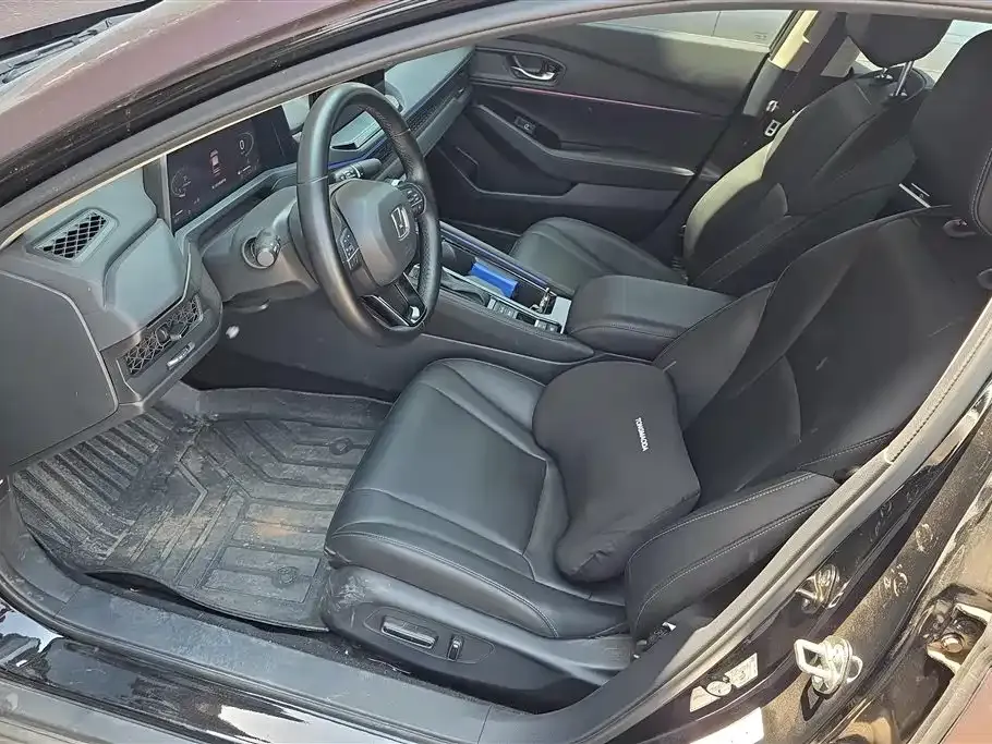 Honda Accord — фото 9