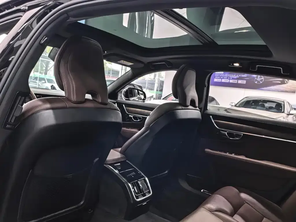 Volvo S90 — фото 2