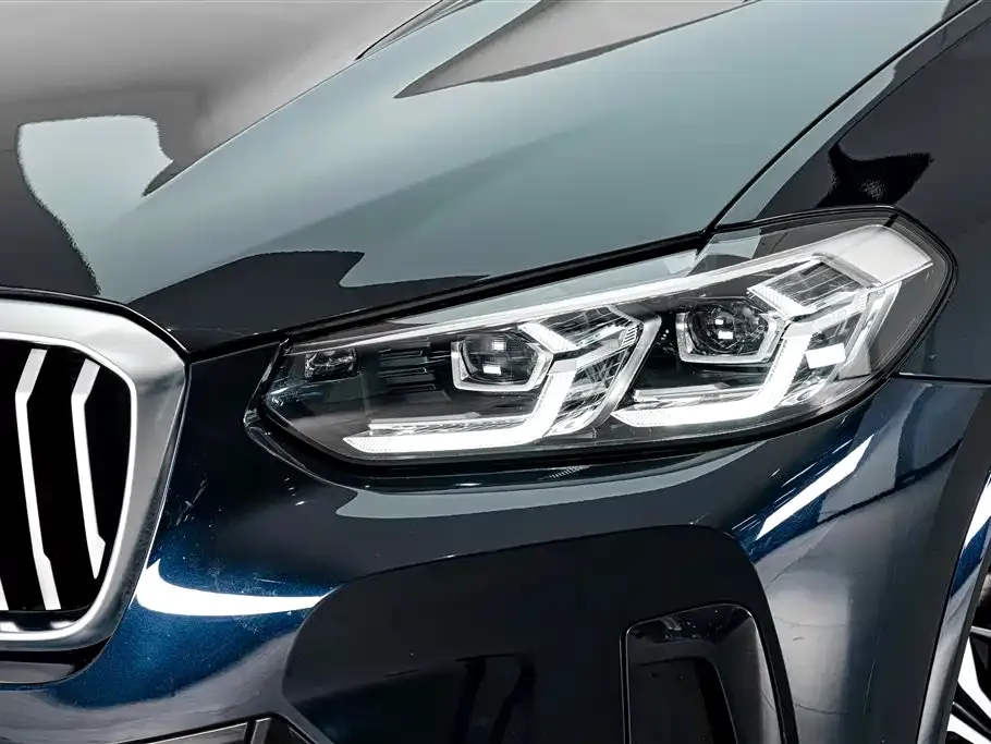 BMW X3 — фото 8