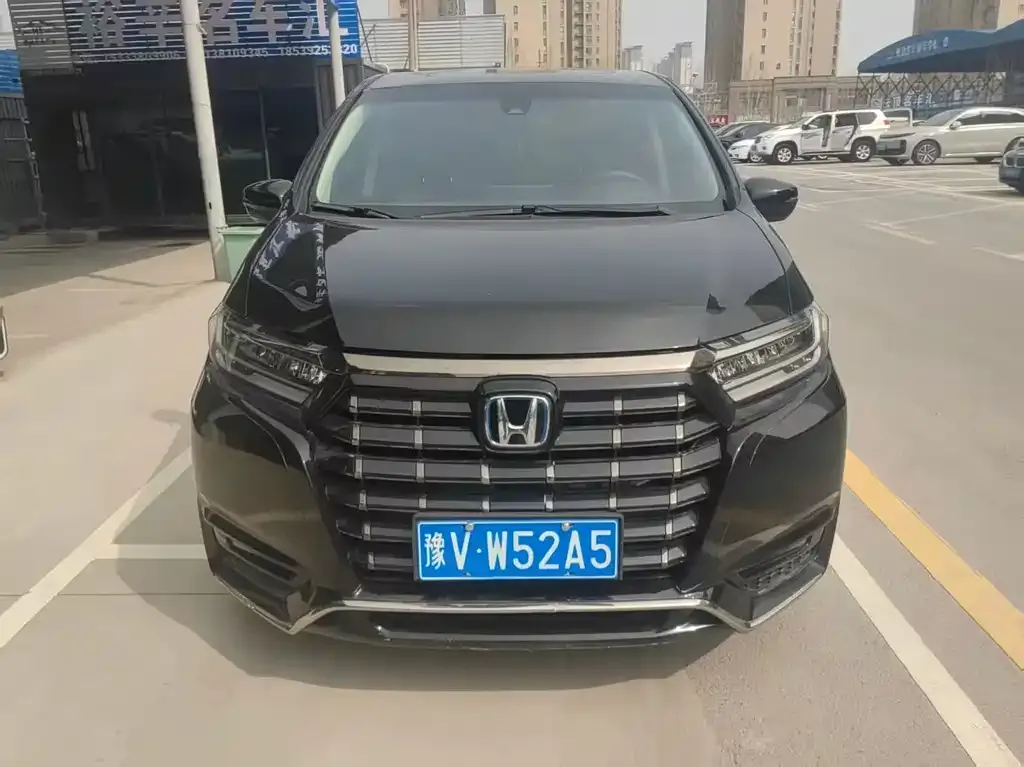 Honda Elysion 2023 из CN, фото 7
