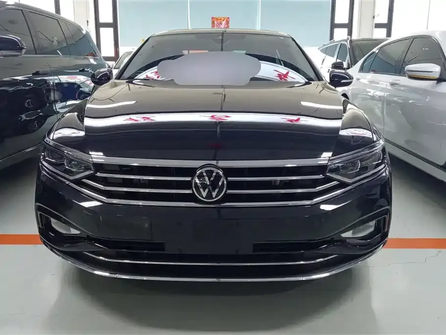 Volkswagen Passat — фото 7