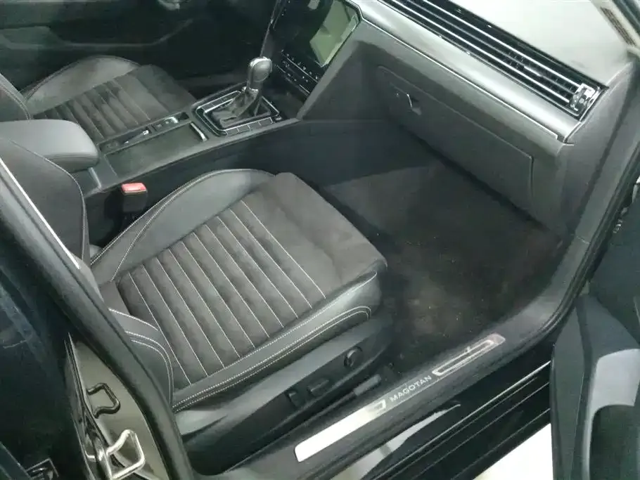 Volkswagen Passat — фото 4
