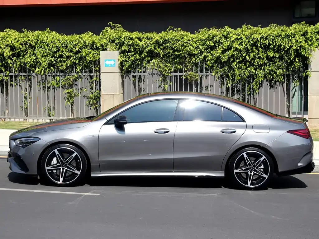 Mercedes-Benz CLA AMG — фото 9