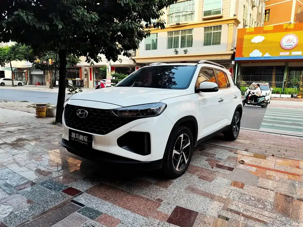 Hyundai ix35 — фото 1