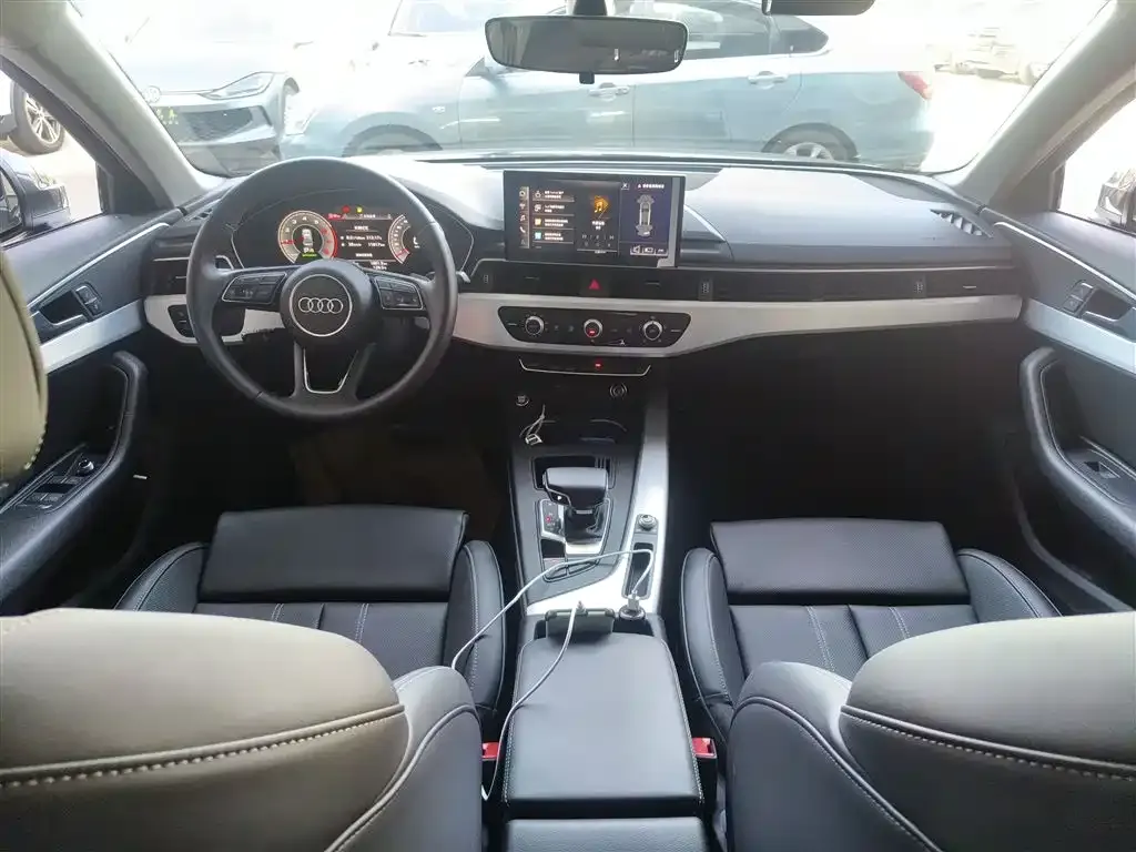 Audi A4L 2025 из CN, фото 5
