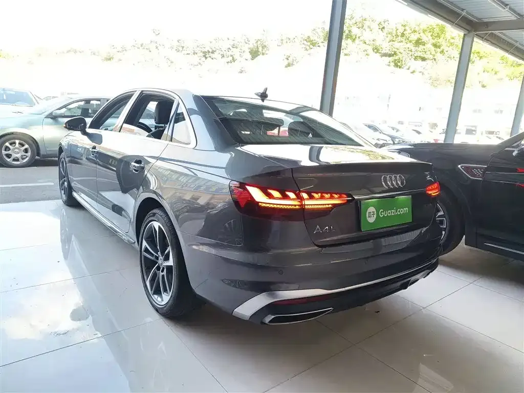 Audi A4L 2025 из CN, фото 9