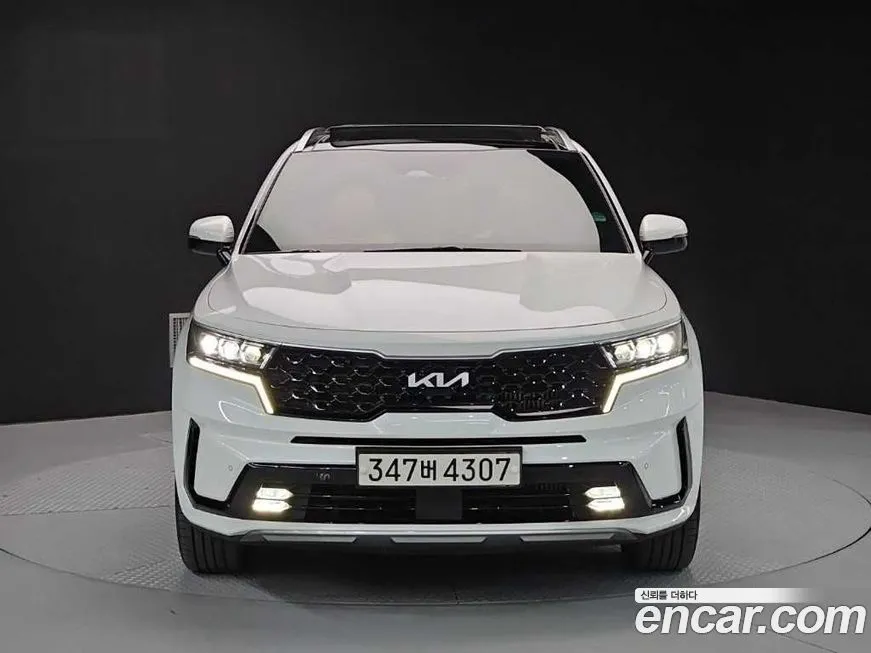 Kia Sorento — фото 8