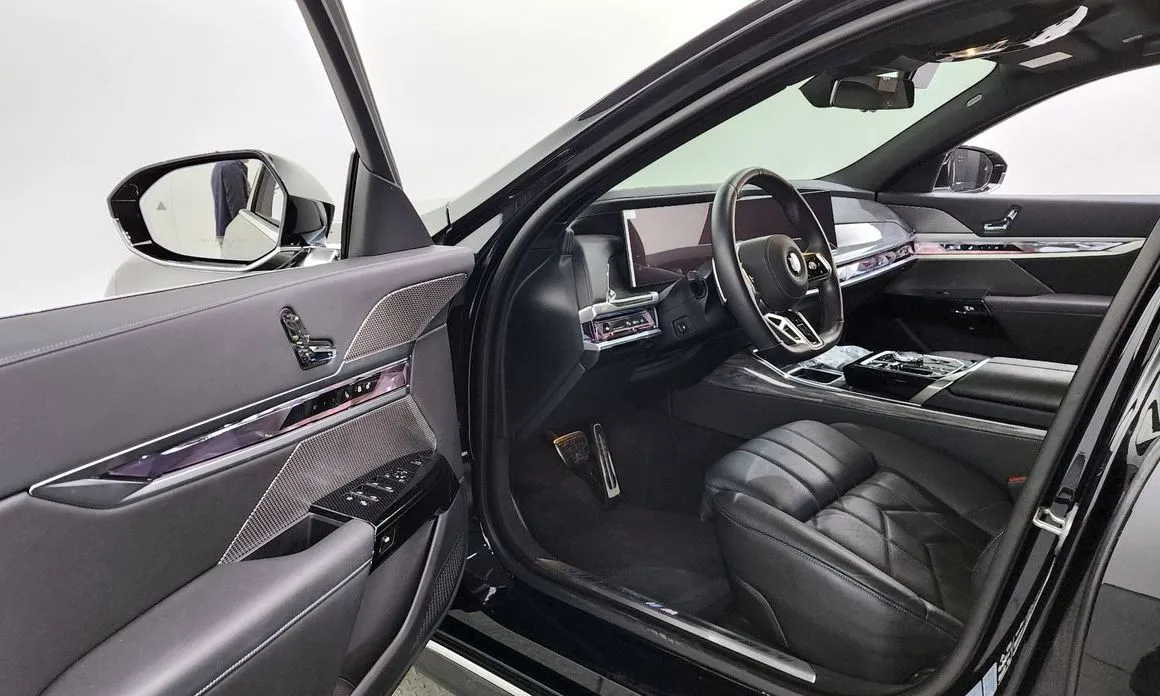 BMW 7-Series 2024 из KR, фото 8