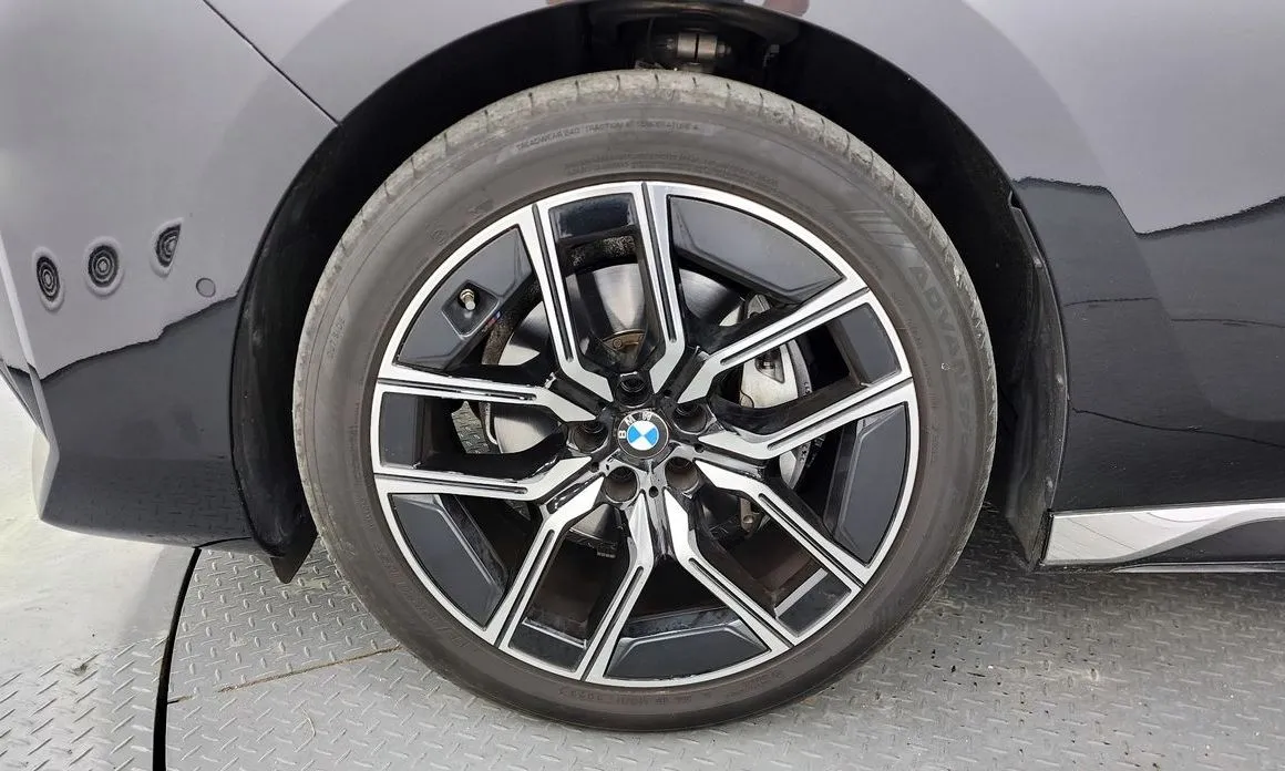 BMW 7-Series 2024 из KR, фото 6