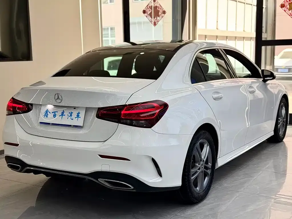 Mercedes-Benz A-Class — фото 9