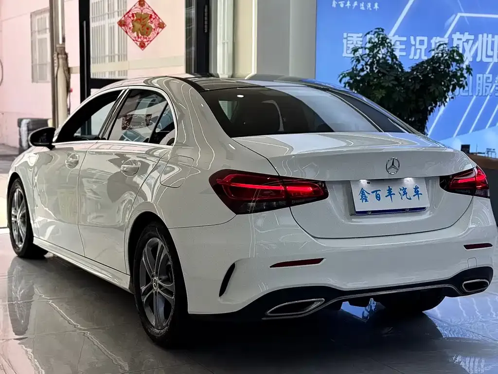 Mercedes-Benz A-Class — фото 8